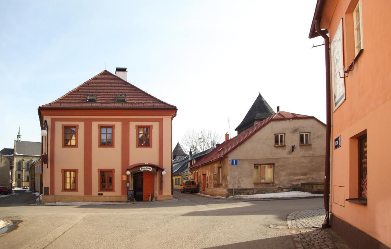 Penzion Otakar Hotel Policka Bagian luar foto